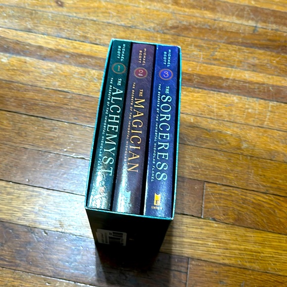The Secrets of the Immortal Nicholas Flamel by Michael Scott, Books 1-3 - Picture 2 of 7